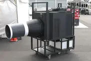 遠くまで冷風を届ける！ 大型スポットエアコン「SUN GO COOL（サンゴクー）」
