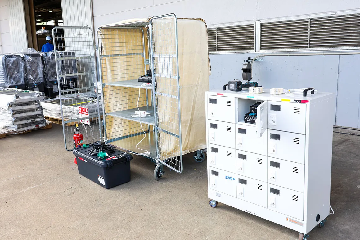 リチウムイオン電池の充電中の発火に備える「充電ロッカー」「充電保管庫セット」